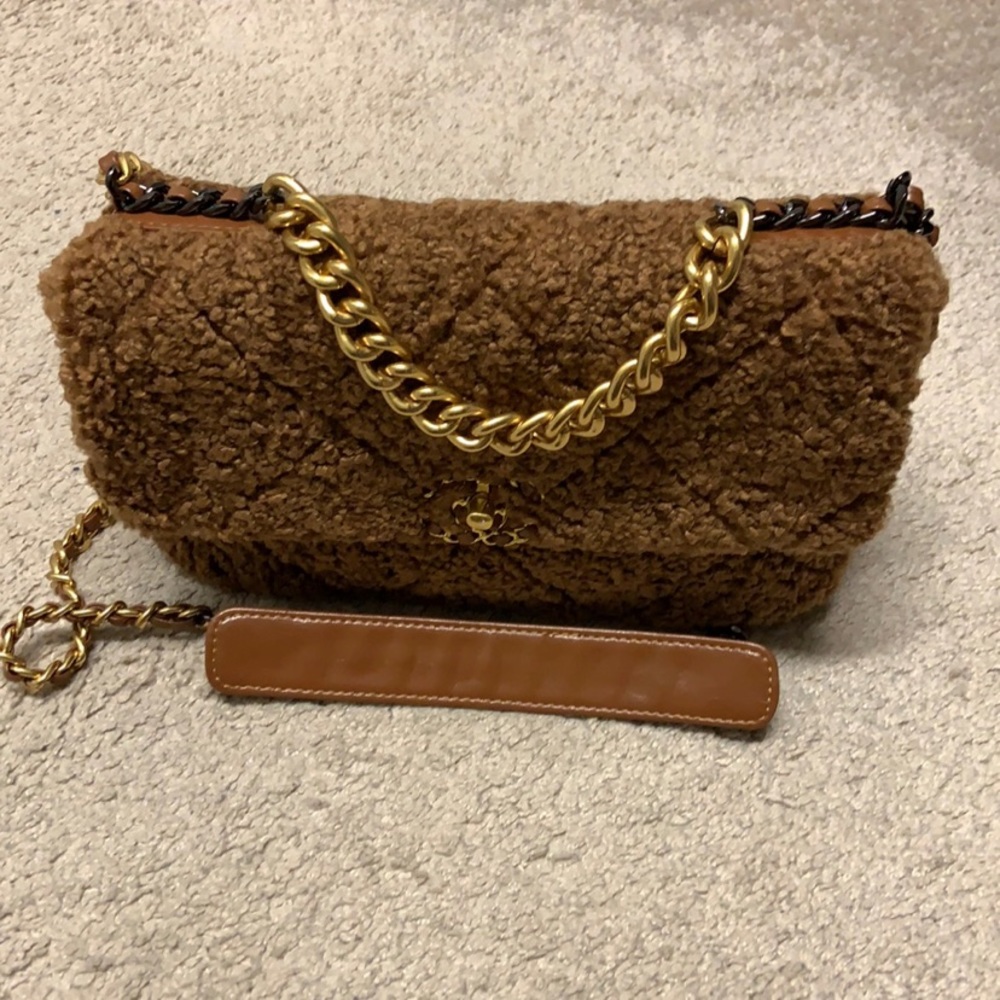 New bag crossbody vistage c c